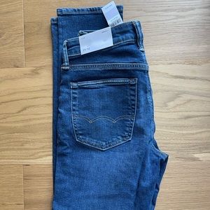 NWT American Eagle Jeans